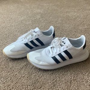 White adidas tennis shoes
